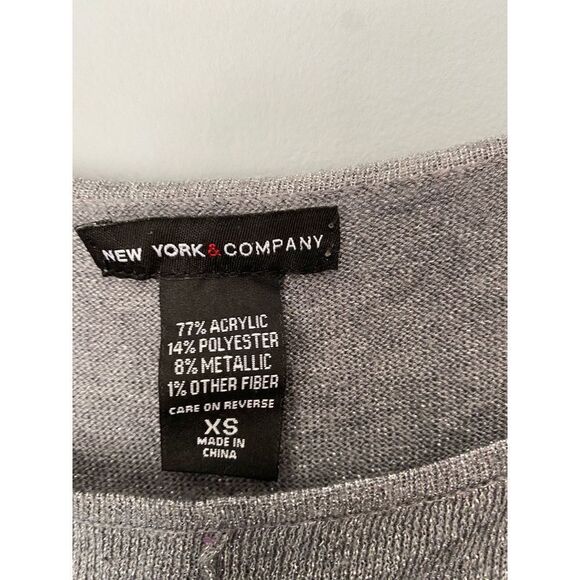 NY and Company silver metallic thread lightweight knit top size XS￼ - Picture 4 of 5